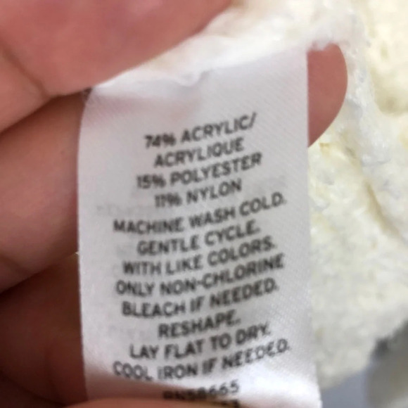 NEW Susina Women’s M Boucle Knit Cozy V-Neck Pullover Sweater - Picture 7 of 7